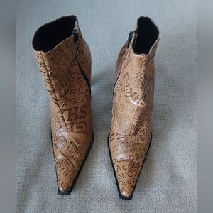 Wild Orchid  Y2K Brown Leather Ankle Booties Sz-9